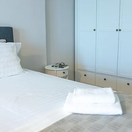 луксозен в модерна сграда -молимаркс делукс * 부르가스